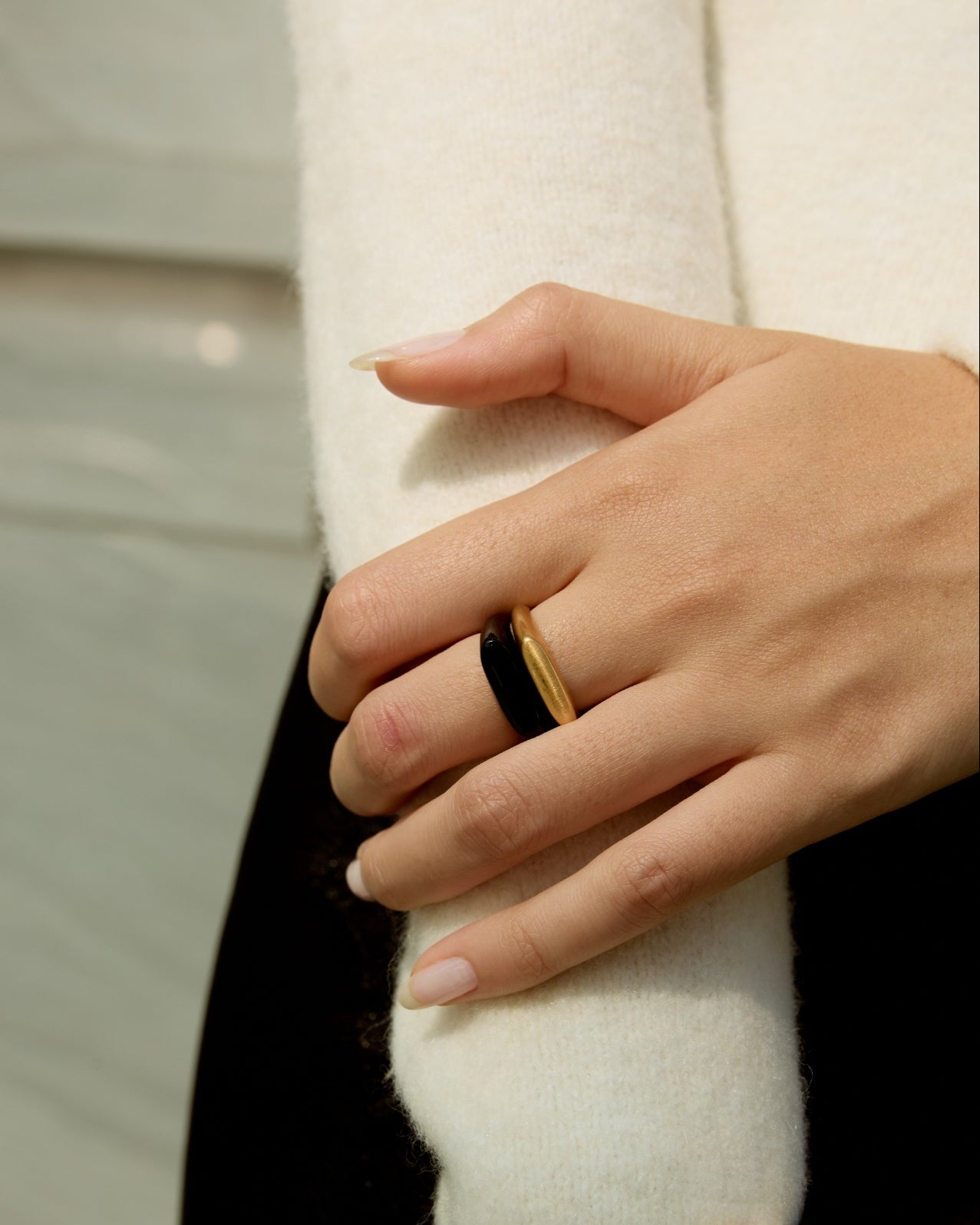 Recycled resin ring / BAGUETTE