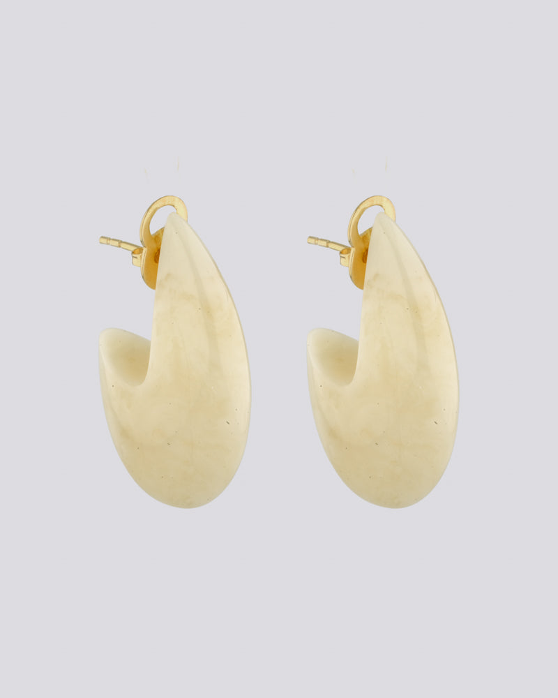 White natural earring | BIG DROP