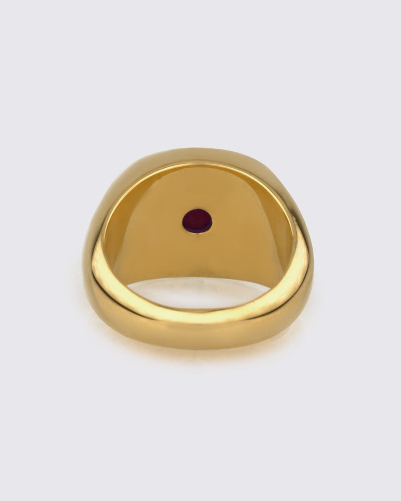 Golden signet ring / CARNELIAN