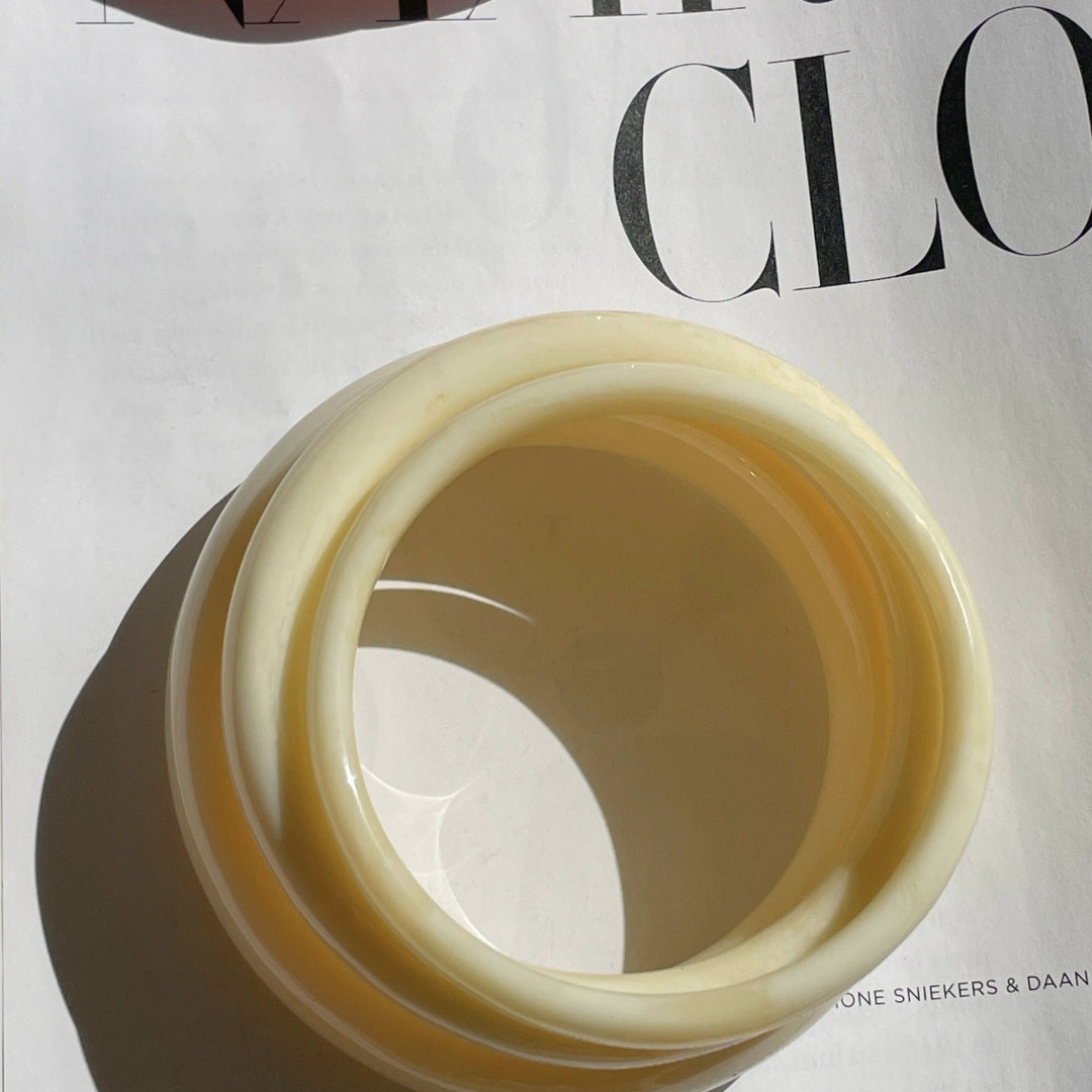 Recycled resin bangle / NATURAL BONE
